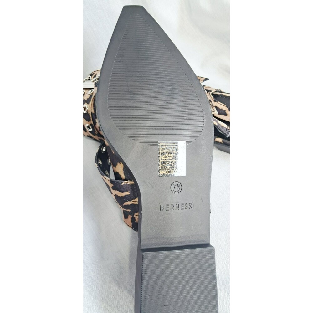 Berness Addison Double Buckled Slingback Flats Size 7.5 Leopard - Picture 8 of 8